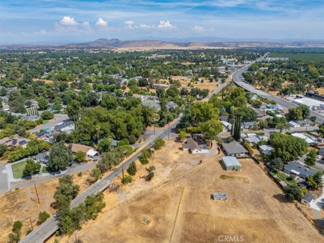 5 Gurnsey Avenue, Red Bluff, CA 96080