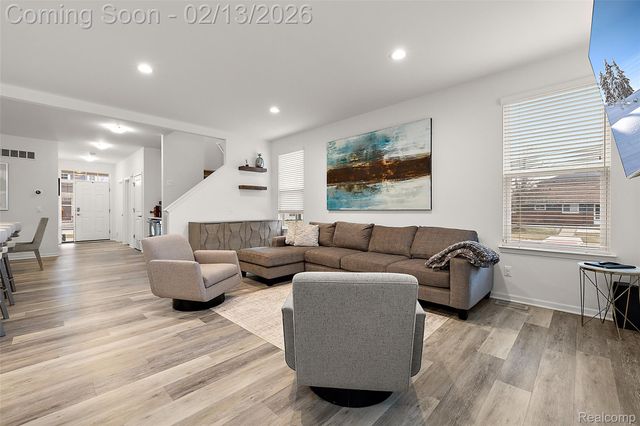 4201 Kent Road, Royal Oak, MI 48073