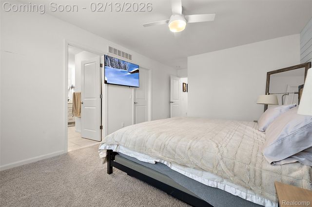 4201 Kent Road, Royal Oak, MI 48073