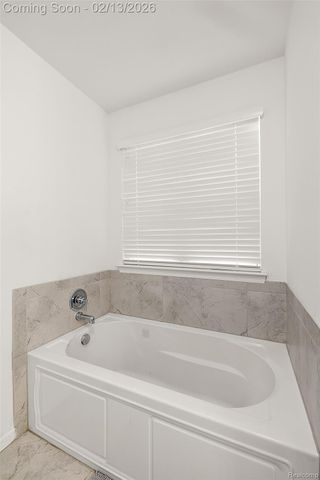 4201 Kent Road, Royal Oak, MI 48073