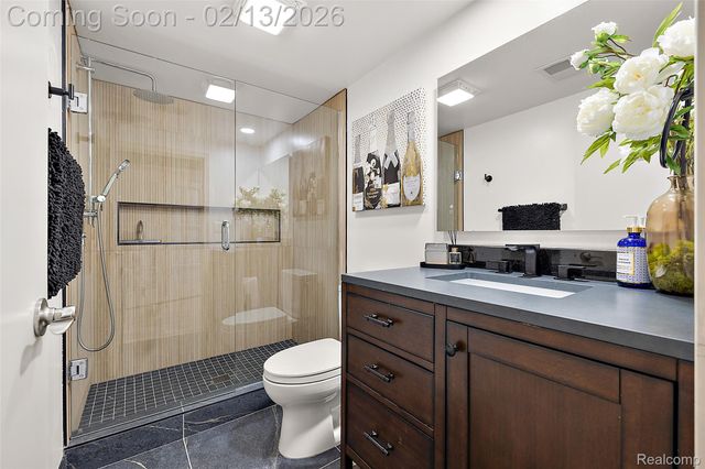 4201 Kent Road, Royal Oak, MI 48073