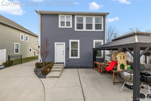 4201 Kent Road, Royal Oak, MI 48073