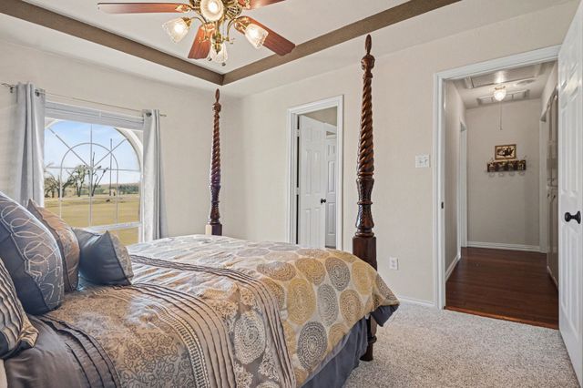 2811 Gilmer Street, Caddo Mills, TX 75135