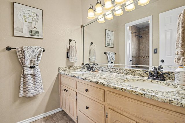 2811 Gilmer Street, Caddo Mills, TX 75135