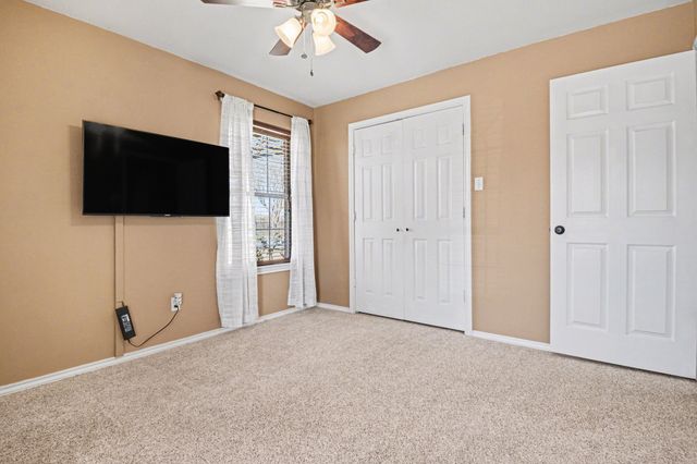 2811 Gilmer Street, Caddo Mills, TX 75135