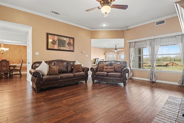 2811 Gilmer Street, Caddo Mills, TX 75135