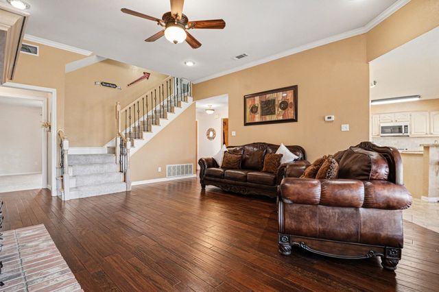 2811 Gilmer Street, Caddo Mills, TX 75135