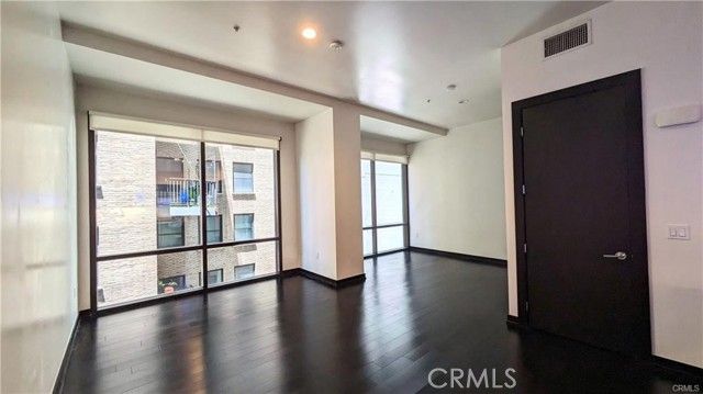 655 S Hope Street 806, Los Angeles, CA 90017