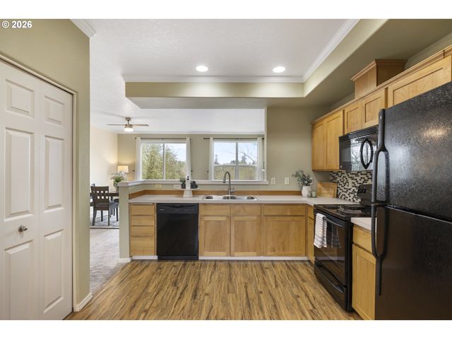 20578 Nw SEDONA Ln, Beaverton, OR 97006