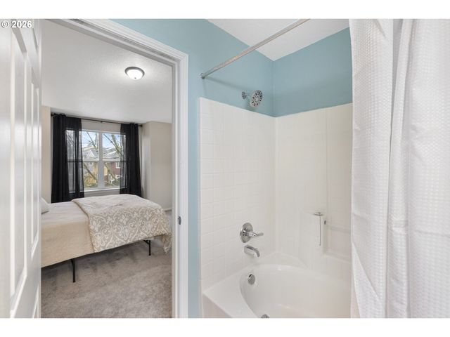 20578 Nw SEDONA Ln, Beaverton, OR 97006