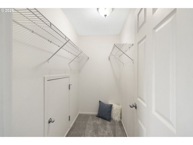 20578 Nw SEDONA Ln, Beaverton, OR 97006