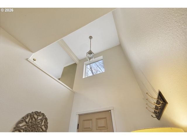 20578 Nw SEDONA Ln, Beaverton, OR 97006