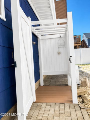 300 Coolidge Avenue, Ortley Beach, NJ 08751