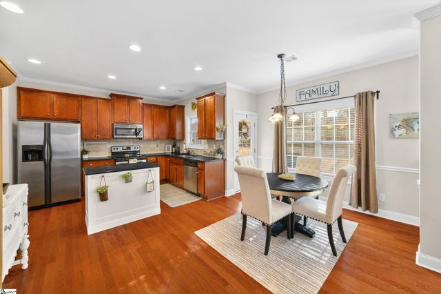 190 Raven Falls Lane, Simpsonville, SC 29681