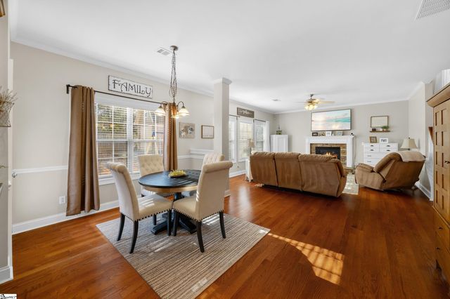 190 Raven Falls Lane, Simpsonville, SC 29681