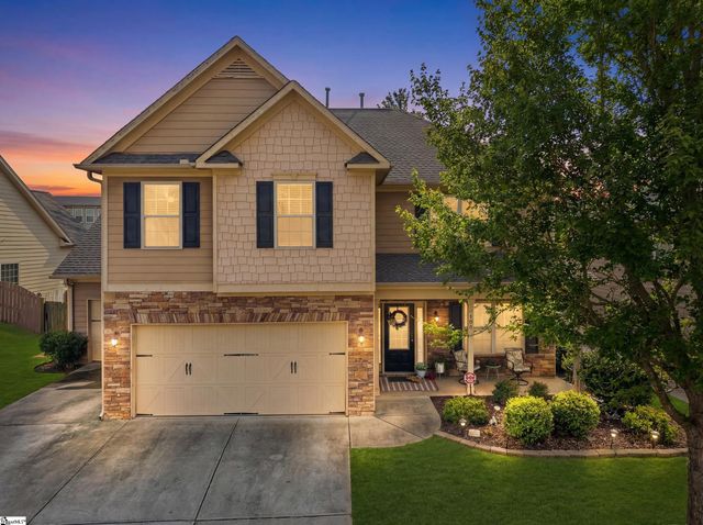 190 Raven Falls Lane, Simpsonville, SC 29681