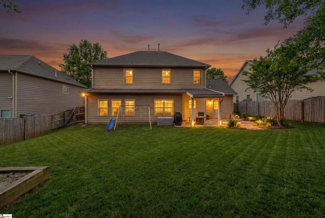 190 Raven Falls Lane, Simpsonville, SC 29681