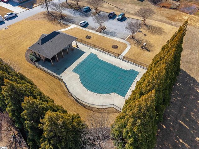 190 Raven Falls Lane, Simpsonville, SC 29681