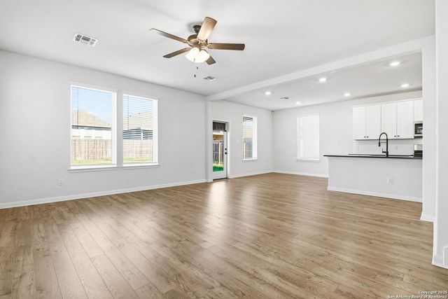 13243 Forscher Crest, San Antonio, TX 78253