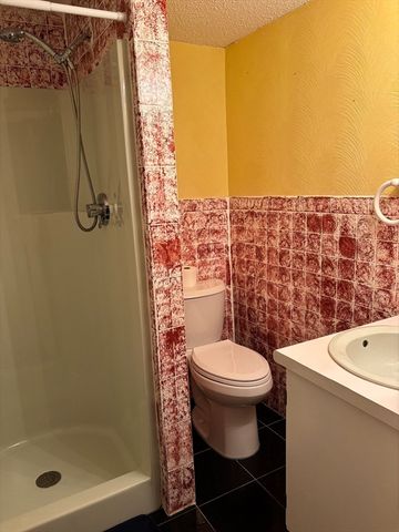 100 Captain Eames Cir 100, Ashland, MA 01721