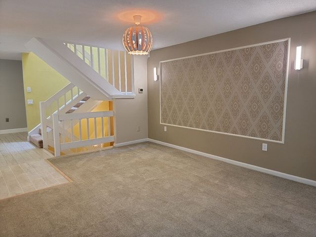 100 Captain Eames Cir 100, Ashland, MA 01721