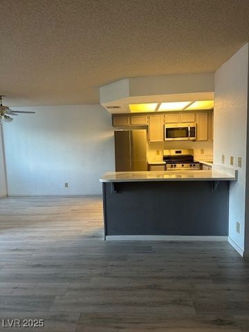 1321 Keifer Lane 101, Las Vegas, NV 89128