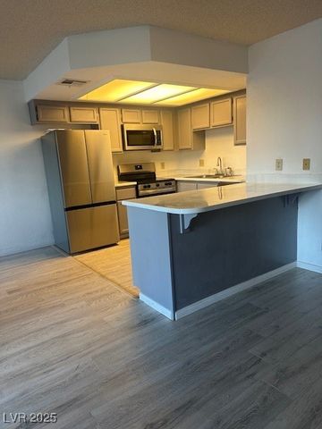 1321 Keifer Lane 101, Las Vegas, NV 89128