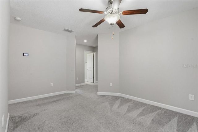 1695 LUDINGTON AVENUE, Wesley Chapel, FL 33543