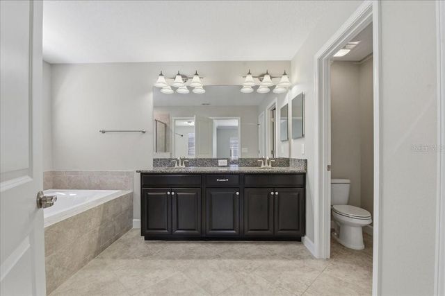 1695 LUDINGTON AVENUE, Wesley Chapel, FL 33543