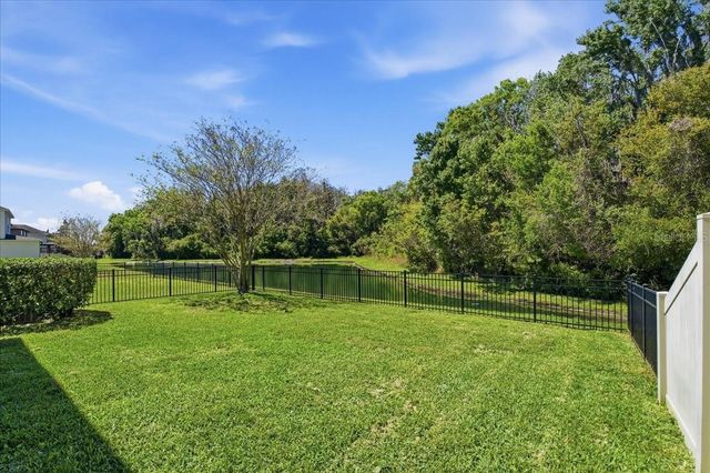 1695 LUDINGTON AVENUE, Wesley Chapel, FL 33543