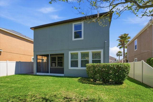 1695 LUDINGTON AVENUE, Wesley Chapel, FL 33543