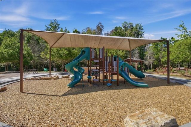 1695 LUDINGTON AVENUE, Wesley Chapel, FL 33543