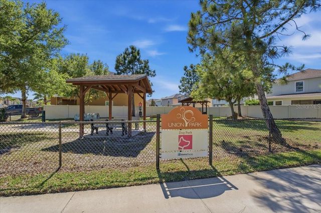 1695 LUDINGTON AVENUE, Wesley Chapel, FL 33543