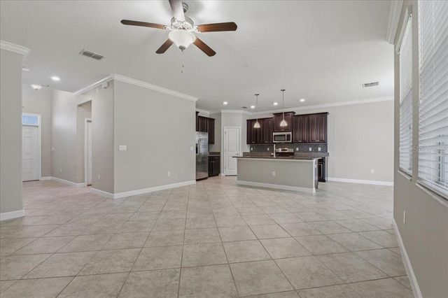 1695 LUDINGTON AVENUE, Wesley Chapel, FL 33543