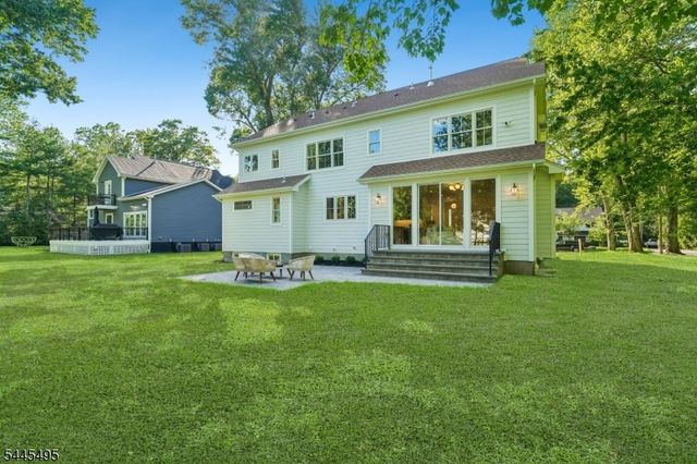 6 Deal Ln, Livingston Twp., NJ 07039