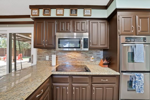 1818 Sara Lane, Richardson, TX 75081