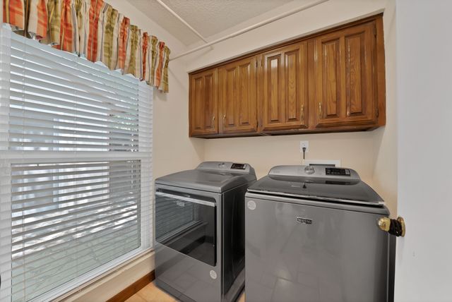 1818 Sara Lane, Richardson, TX 75081