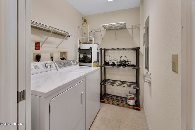 2801 S Ridgewood Ave Unit 716, South Daytona, FL 32119