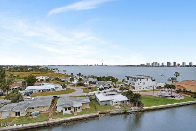 2801 S Ridgewood Ave Unit 716, South Daytona, FL 32119