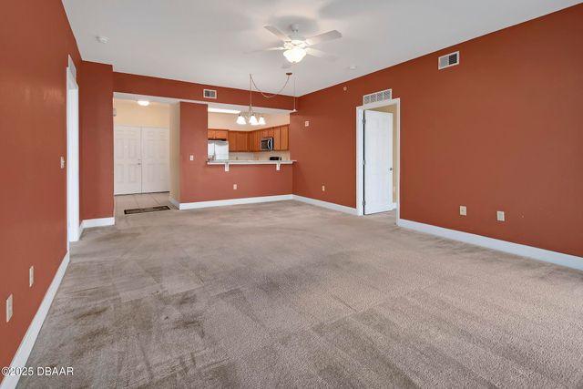 2801 S Ridgewood Ave Unit 716, South Daytona, FL 32119