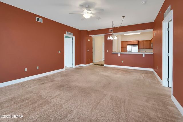 2801 S Ridgewood Ave Unit 716, South Daytona, FL 32119