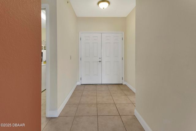 2801 S Ridgewood Ave Unit 716, South Daytona, FL 32119