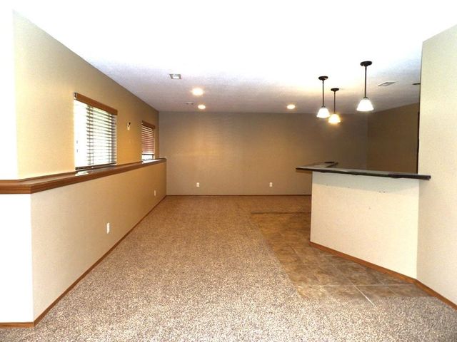 2218 E Tall Tree Rd, Derby, KS 67037