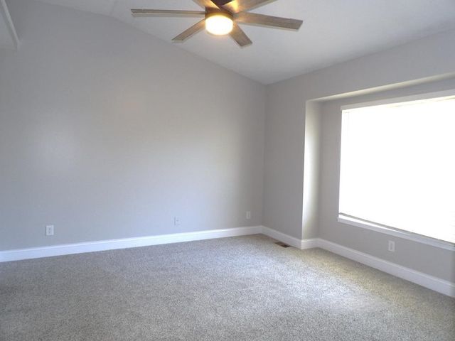 2218 E Tall Tree Rd, Derby, KS 67037