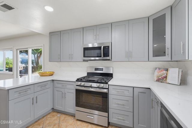 786 Capitan Street, Newbury Park, CA 91320
