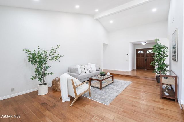 786 Capitan Street, Newbury Park, CA 91320