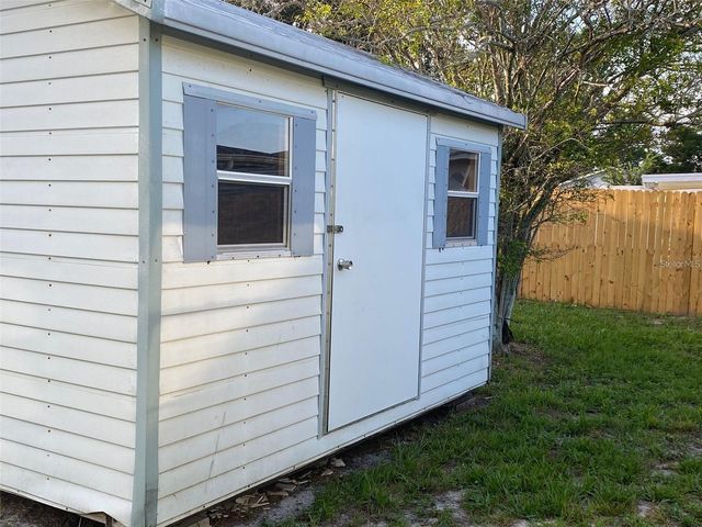 7611 SUMMERTREE LANE, New Port Richey, FL 34653