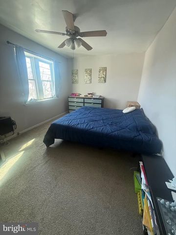 211 W CLINTON AVE, Oaklyn, NJ 08107