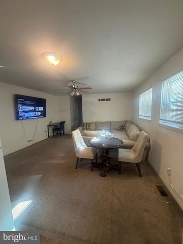 211 W CLINTON AVE, Oaklyn, NJ 08107