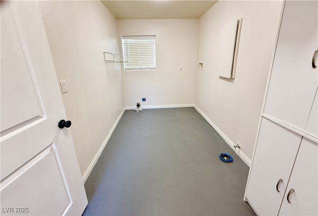 1100 Dollar Street, Pahrump, NV 89048